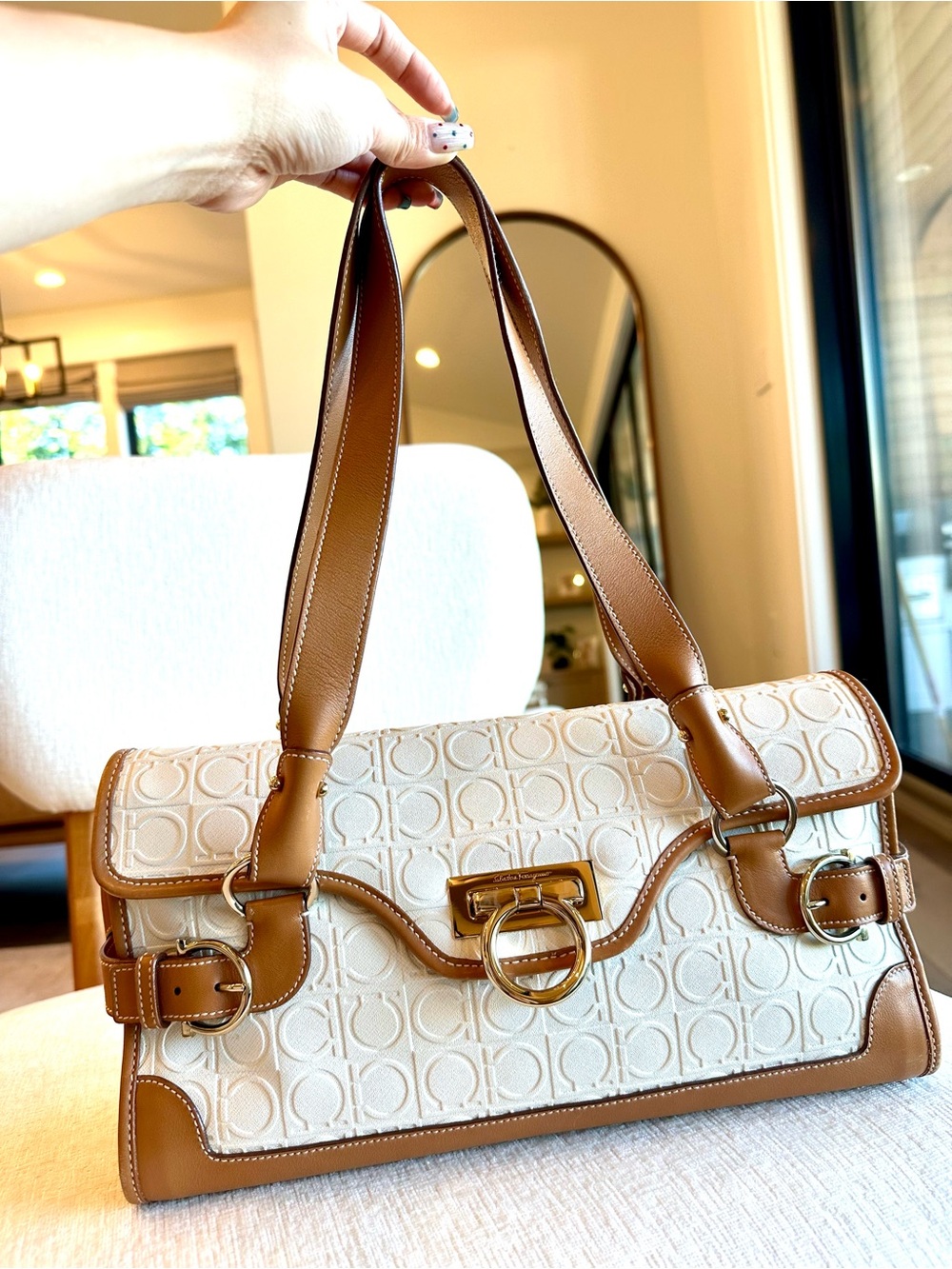 Like NEW Salvatore Ferragamo Gancini Cream & Tan Shoulder Bag
